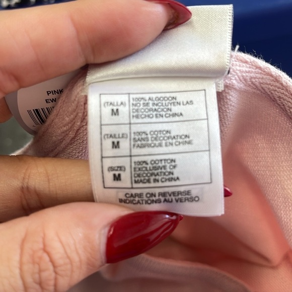 Pink lady and the tramp sweater - Picture 4 of 4